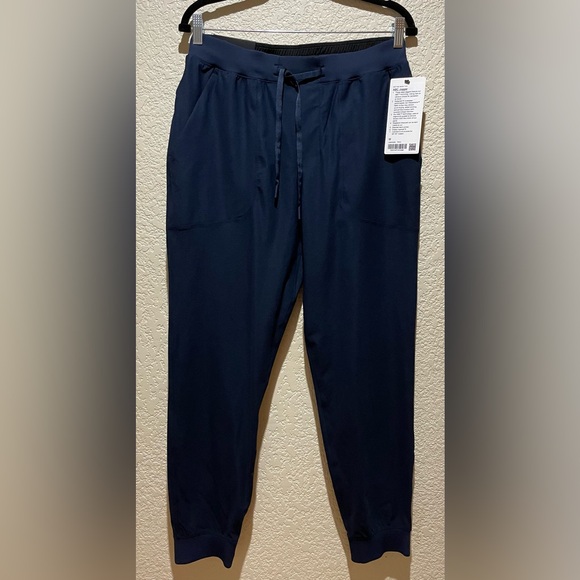 NWT lululemon Men’s ABC Joggers True Navy Size M - Picture 3 of 16